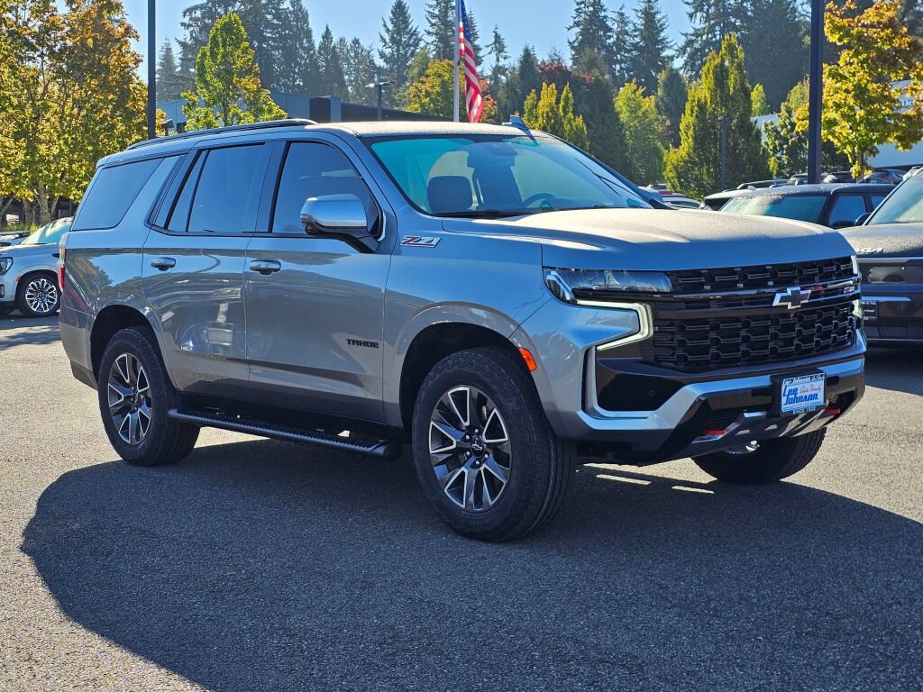 Certified 2023 Chevrolet Tahoe Z71 w/ Luxury Package AWD/4WD image 3