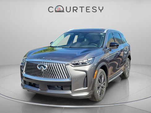Certified 2026 INFINITI QX60 Luxe w/ Family Package image 1