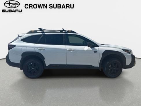 Used 2025 Subaru Outback Wilderness AWD/4WD image 5
