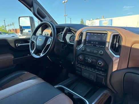 Used 2023 Chevrolet Silverado 2500 High Country w/ Z71 Off-Road Package AWD/4WD image 38