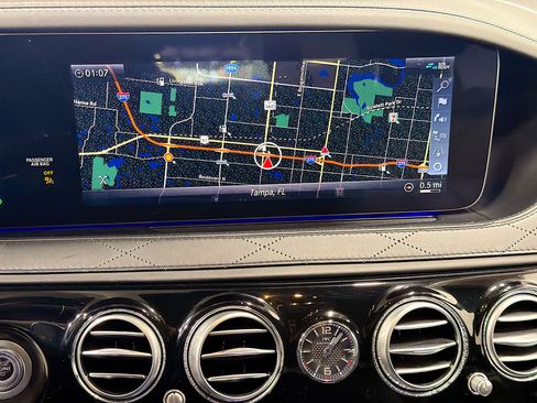 Used 2020 Mercedes-Benz Maybach S 560 4MATIC image 31