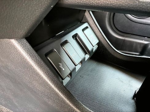 Used 2016 Honda HR-V LX image 22