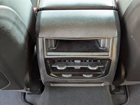 Used 2023 Jeep Grand Cherokee Laredo AWD/4WD image 16