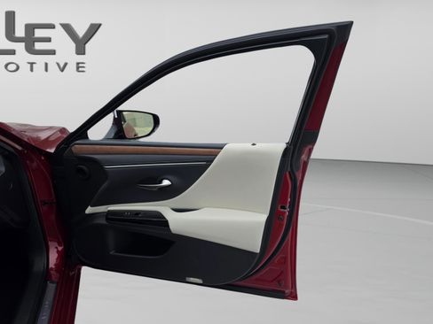 New 2025 Lexus ES 350 w/ Premium Package image 26