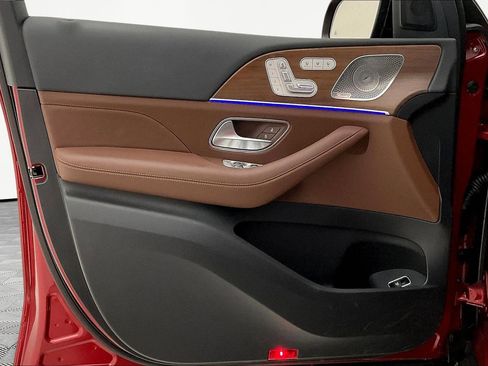 Used 2024 Mercedes-Benz GLE 450 4MATIC image 18