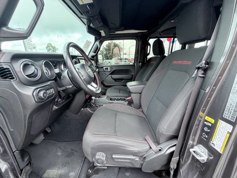 Used 2022 Jeep Wrangler Unlimited Rubicon w/ LED Lighting Group AWD/4WD image 19