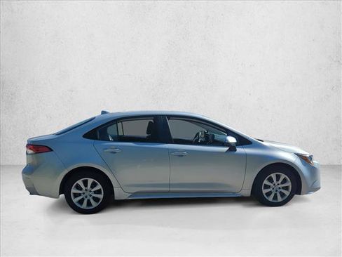 Certified 2025 Toyota Corolla LE image 6