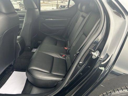 Used 2019 MAZDA MAZDA3 AWD Hatchback w/ Preferred Pkg image 10