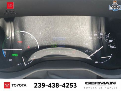 Certified 2025 Toyota Sienna XLE FWD image 25