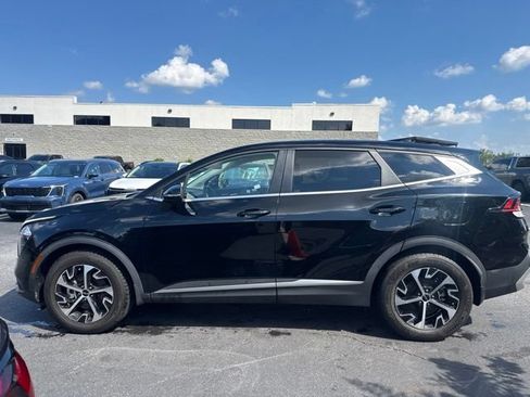 Certified 2023 Kia Sportage EX FWD image 2