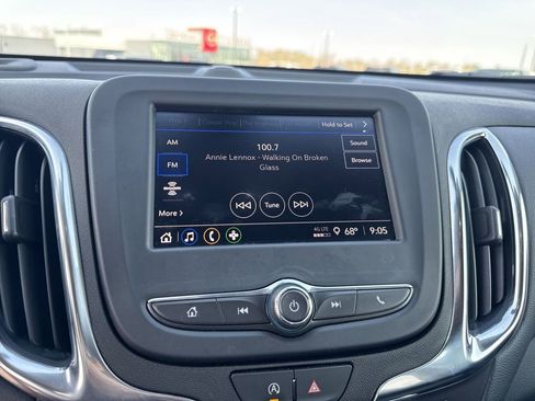 Used 2024 Chevrolet Equinox LT image 16