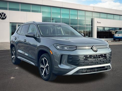 New 2026 Volkswagen Tiguan SE AWD/4WD image 3