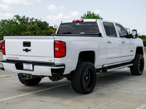 Used 2016 Chevrolet Silverado 2500 LTZ w/ Duramax Plus Package AWD/4WD image 9