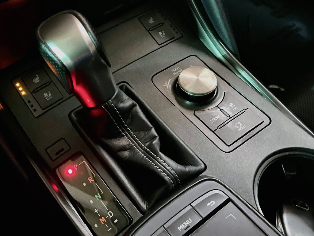 Used 2025 Lexus IS 350 F Sport RWD image 16