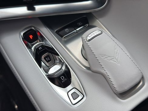 Used 2022 Chevrolet Corvette Stingray Preferred Conv w/ Chrome Exterior Badge Package image 21