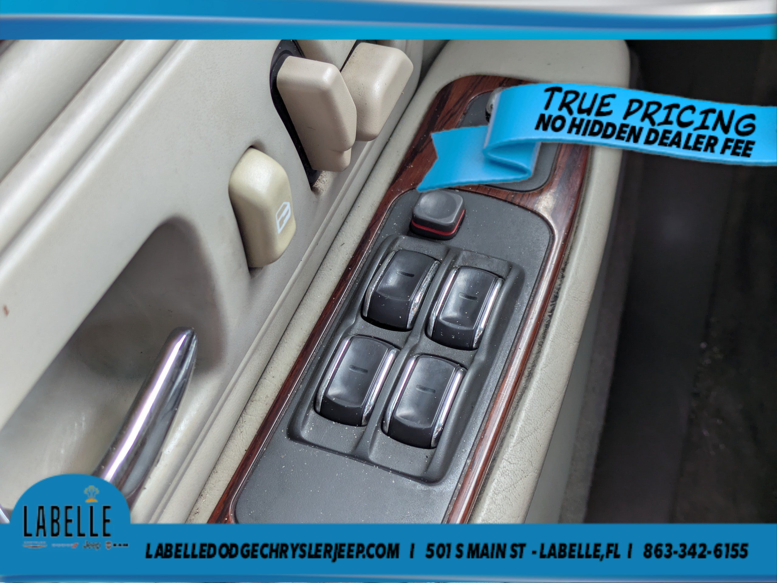 Used 1997 Cadillac De Ville Sedan FWD image 18