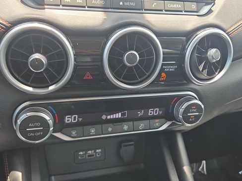 Used 2020 Nissan Sentra SR w/ Electronics Package FWD image 28