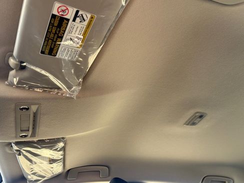 New 2026 Nissan Kicks S image 20