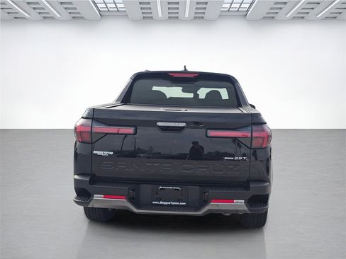 Used 2024 Hyundai Santa Cruz Limited image 4
