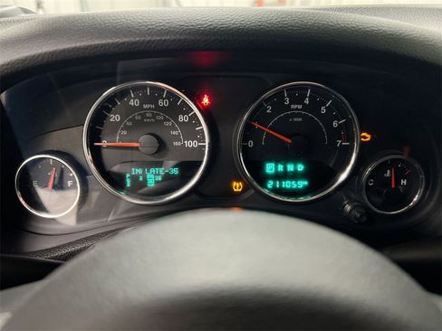 Used 2015 Jeep Wrangler Unlimited Sport w/ Quick Order Package 24S image 12