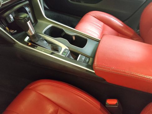 Used 2018 Honda Accord Sport image 26