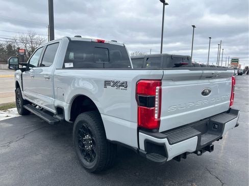 New 2026 Ford F250 Lariat w/ Black Appearance Package image 11