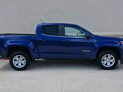 Used 2016 Chevrolet Colorado LT w/ LT Convenience Package AWD/4WD image 2