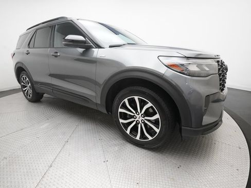 Used 2026 Ford Explorer ST-Line AWD/4WD image 36