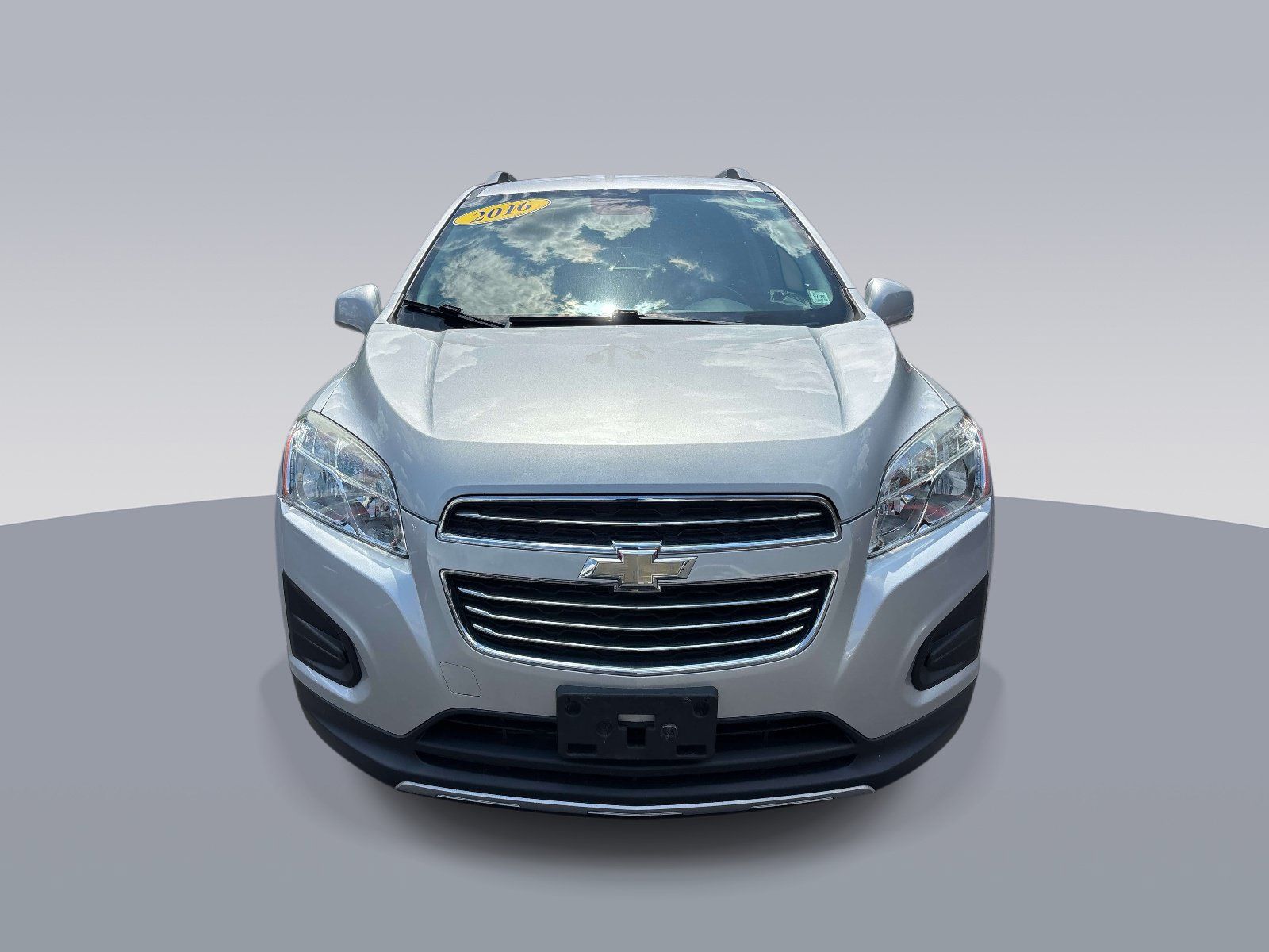 Used 2016 Chevrolet Trax LT w/ LT Convenience Package AWD/4WD image 8