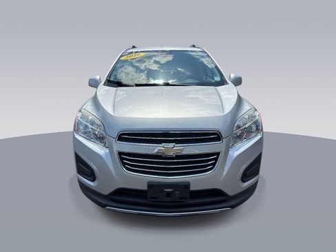 Used 2016 Chevrolet Trax LT w/ LT Convenience Package AWD/4WD image 8