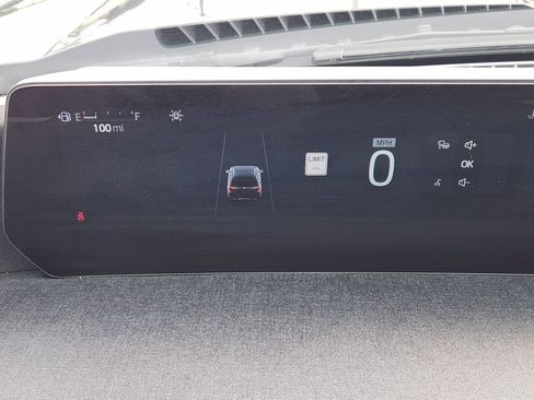 Used 2025 Ford Expedition Active image 15