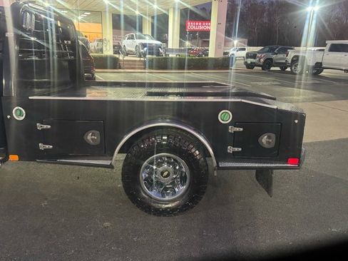 Used 2018 Chevrolet Silverado 3500 LT w/ LT Convenience Package image 4