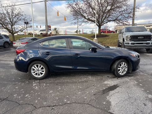 Used 2016 MAZDA MAZDA3 i Sport w/ Preferred Equipment Package image 8