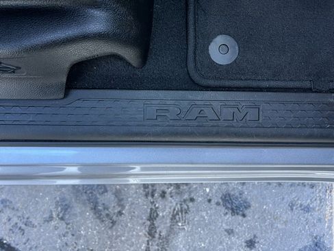 Used 2025 RAM 1500 Laramie image 18
