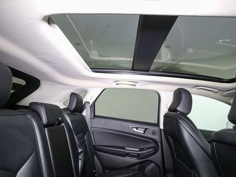 Used 2022 Ford Edge SEL w/ Convenience Package image 21