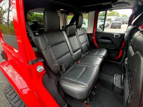 Certified 2023 Jeep Wrangler Unlimited Rubicon 392 w/ Trailer Tow Package image 17