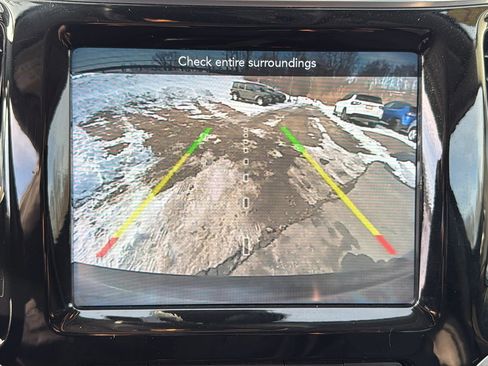 Used 2021 Jeep Cherokee Limited image 20