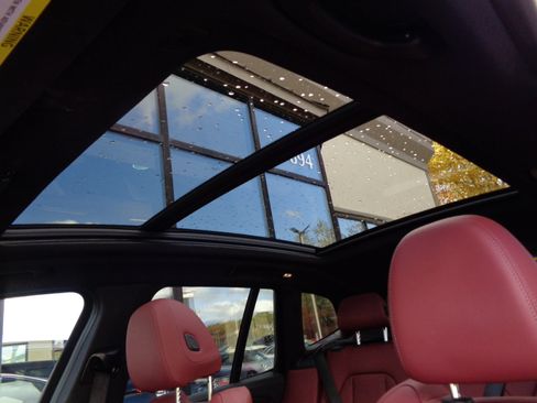 Used 2023 BMW X3 M40i image 16