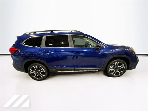 New 2026 Subaru Ascent Limited image 4