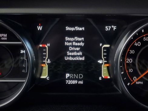 Used 2020 Jeep Wrangler Unlimited Sahara image 17