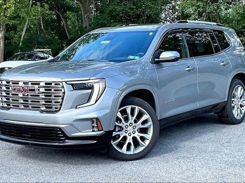 Used 2025 GMC Acadia Denali w/ Super Cruise Package AWD/4WD image 1