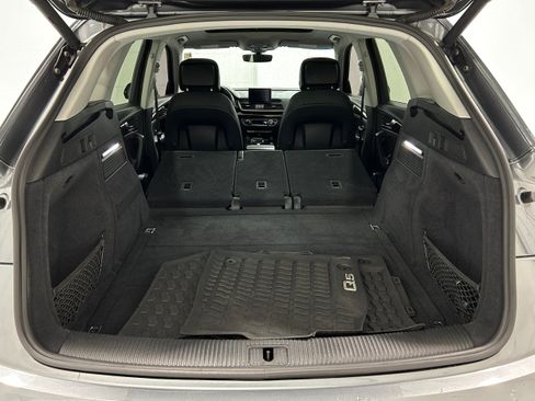 Used 2019 Audi Q5 2.0T Premium w/ Convenience Package AWD/4WD image 35