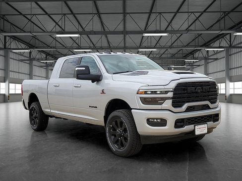 New 2026 RAM 2500 Laramie w/ Night Edition AWD/4WD image 6