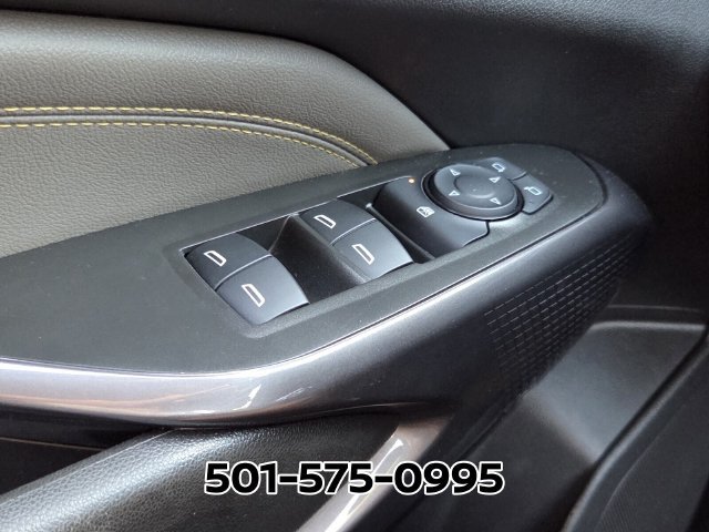 Used 2025 Chevrolet Trax ACTIV FWD image 31