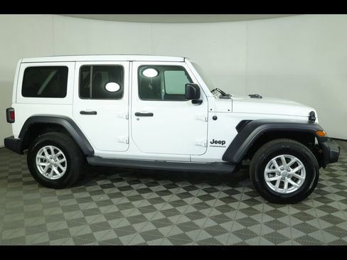 Used 2023 Jeep Wrangler Unlimited Sport w/ Sun And Sound Package AWD/4WD image 15