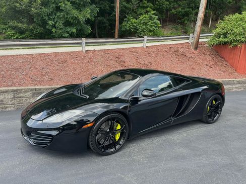 Used 2012 McLaren MP4-12C Coupe RWD image 2