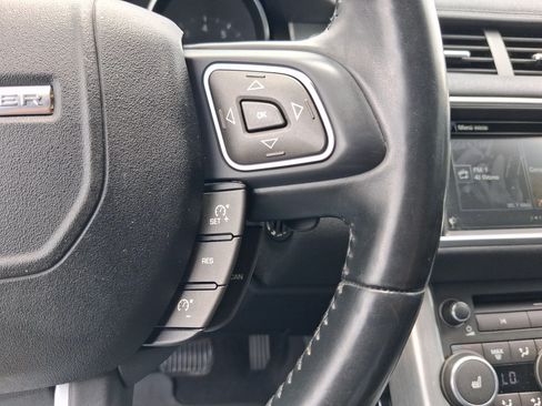 Used 2016 Land Rover Range Rover Evoque SE AWD/4WD image 16