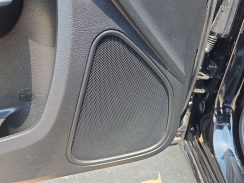 Used 2022 Dodge Charger SXT RWD image 15