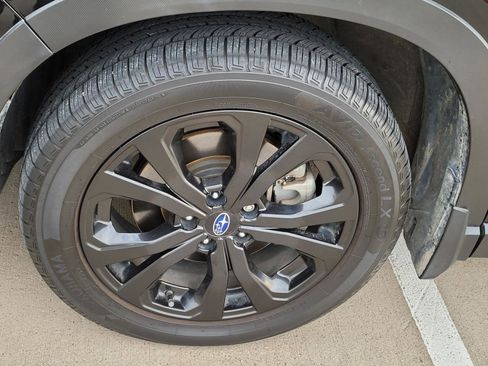 Used 2022 Subaru Forester Sport w/ Popular Package #2 AWD/4WD image 2