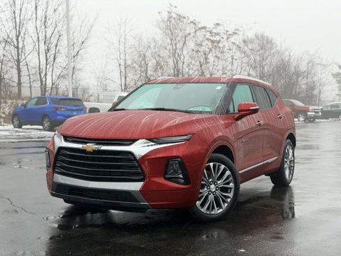 Used 2019 Chevrolet Blazer Premier w/ Driver Confidence II Package image 1
